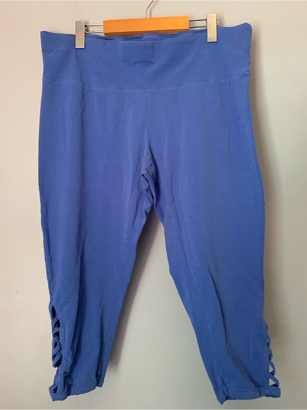 ACX Active 1X Blue Capri Leggings with Lattice Side Detail
